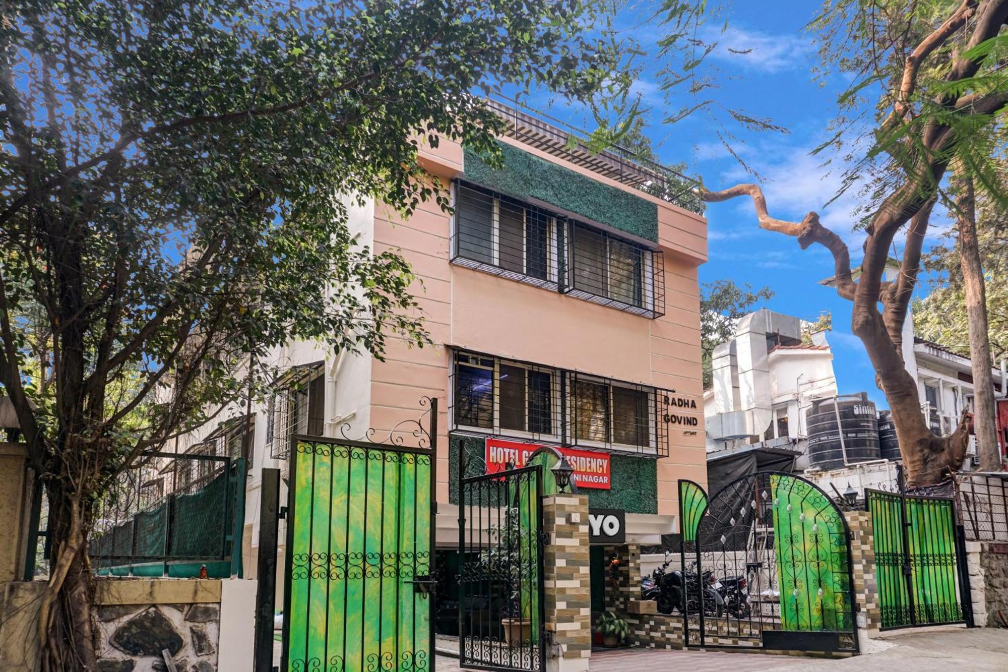 Hotel Galaxy Residency Kalyani Nagar Pune Ngoại thất bức ảnh