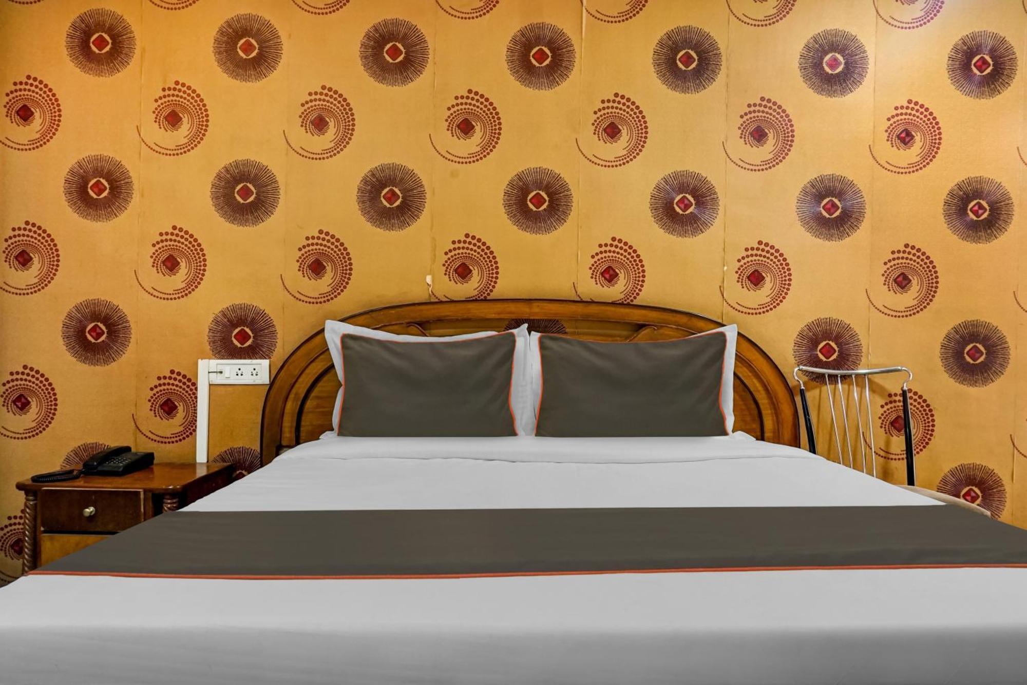 Hotel Galaxy Residency Kalyani Nagar Pune Ngoại thất bức ảnh